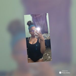 Meet your Posher, Kenisha